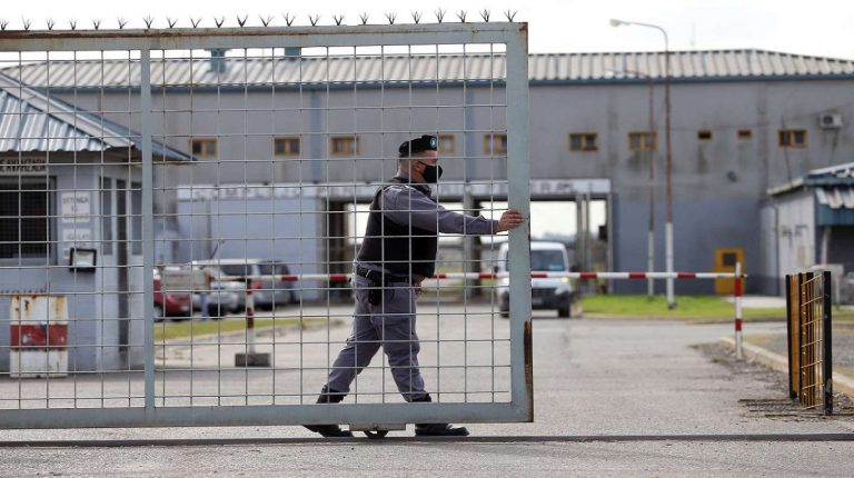 El Gobierno extrema medidas contra los presos de "alto riesgo"