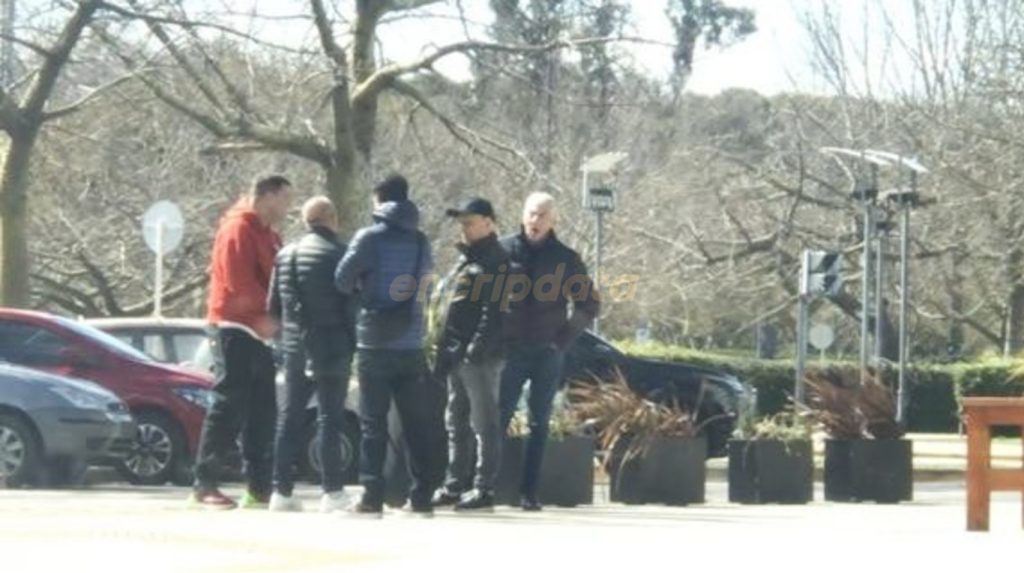 Procesaron a Bruzzone, el narcotuitero: militancia PRO, fotos con políticos y 1658 kilos de cocaína para España