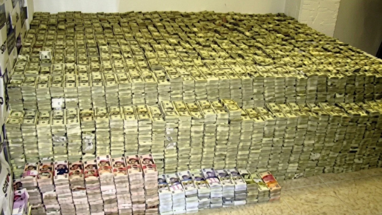"Cooperas o cuello": México condenó a Zhenli Ye Gon a 15 años de prisión por esconder 205 millones de dólares en su casa